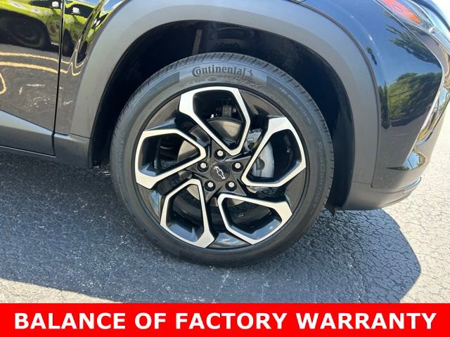 Used 2024 Chevrolet Trax RS w/ Sunroof Package FWD image 8