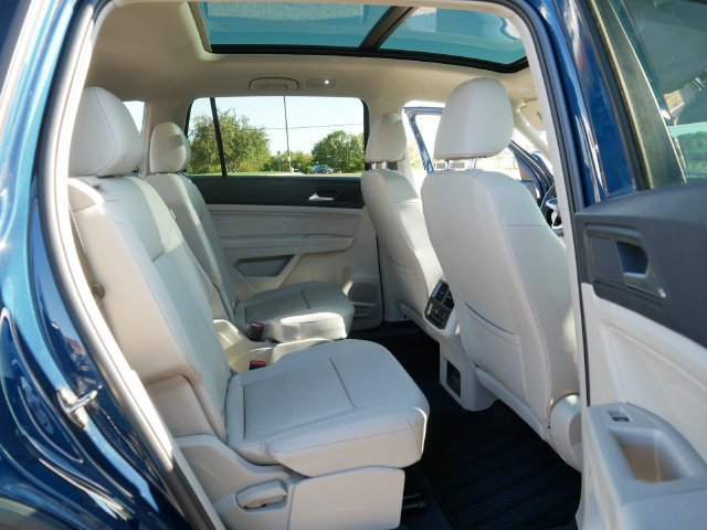 Certified 2023 Volkswagen Atlas SE w/ Panoramic Sunroof Package AWD/4WD image 18