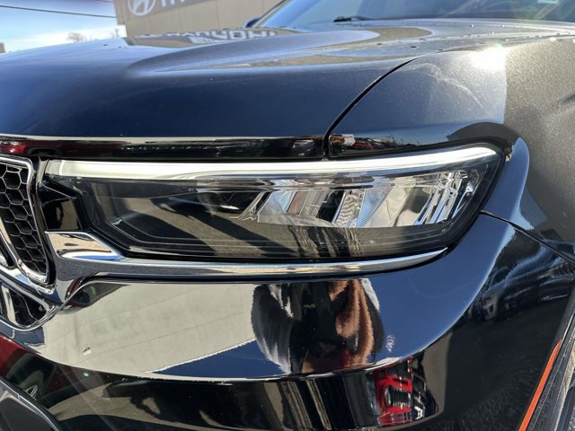 Used 2023 Jeep Grand Cherokee Overland image 8