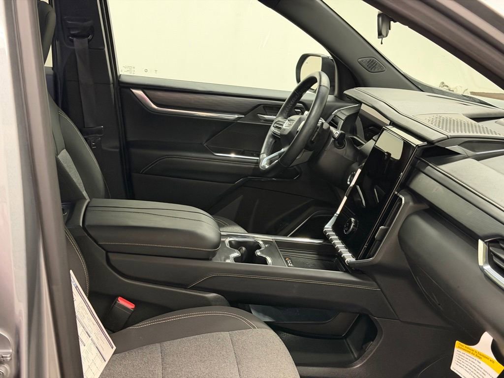 Certified 2025 GMC Acadia Elevation w/ LPO, Floor Liner Package image 9