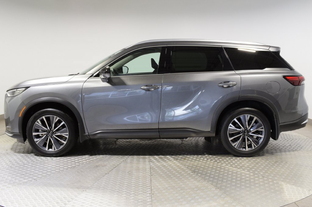 Certified 2027 INFINITI QX60 Luxe w/ Cargo Package AWD/4WD image 5