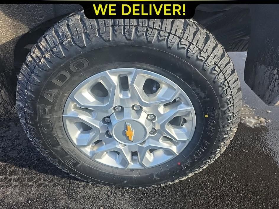 Used 2024 Chevrolet Silverado 3500 LT w/ Convenience Package AWD/4WD image 8