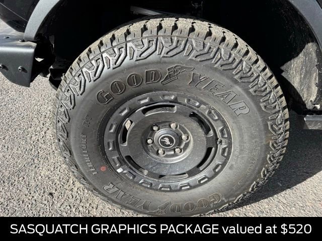New 2025 Ford Bronco Badlands image 11