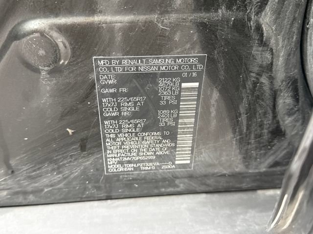 Used 2016 Nissan Rogue S image 20