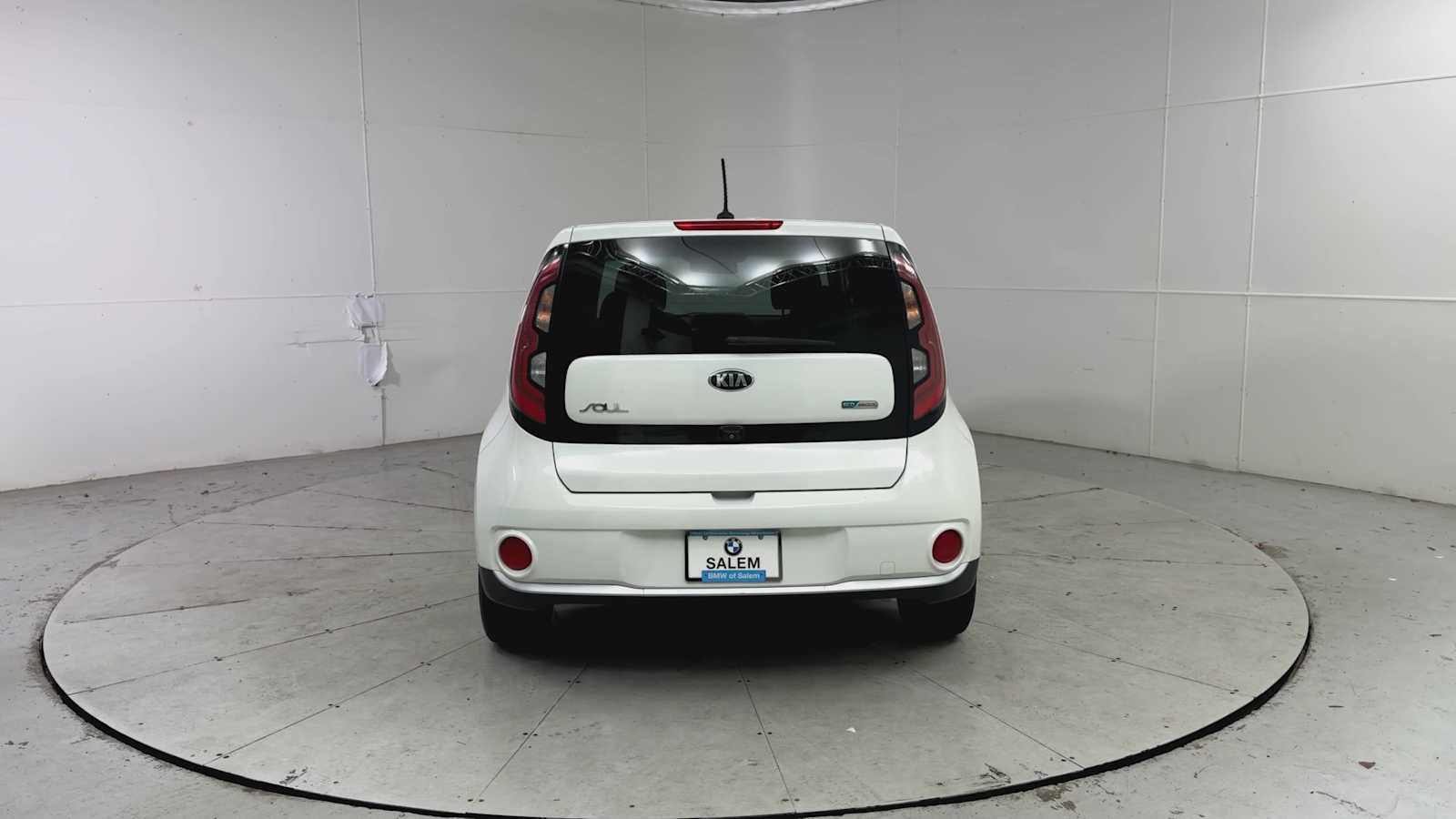 Used 2015 Kia Soul EV image 3