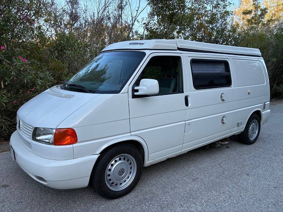 Used 2003 Volkswagen Eurovan Camper FWD image 2