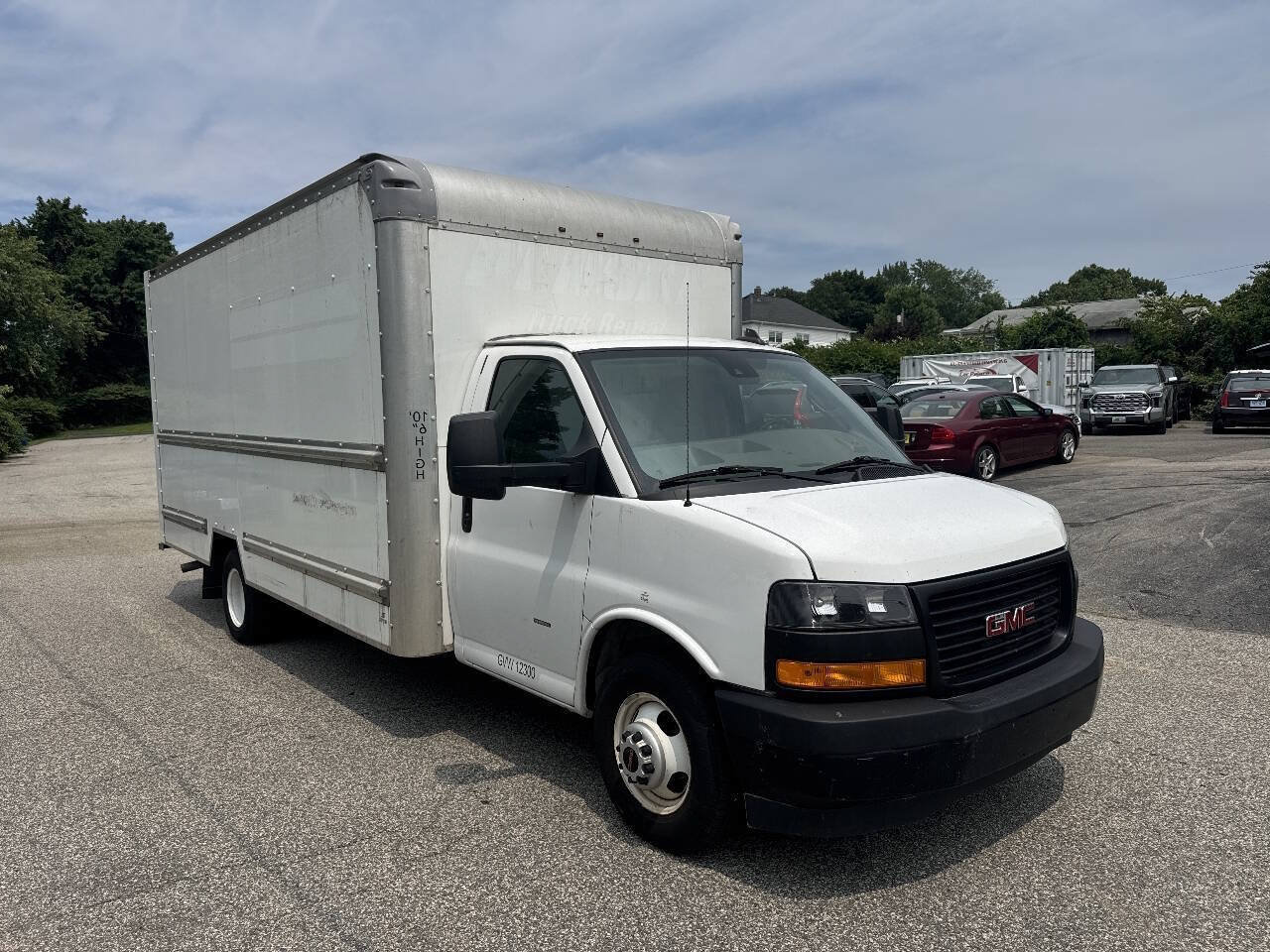 Used 2021 GMC Savana 3500 Extended w/ Power Convenience Package RWD image 2