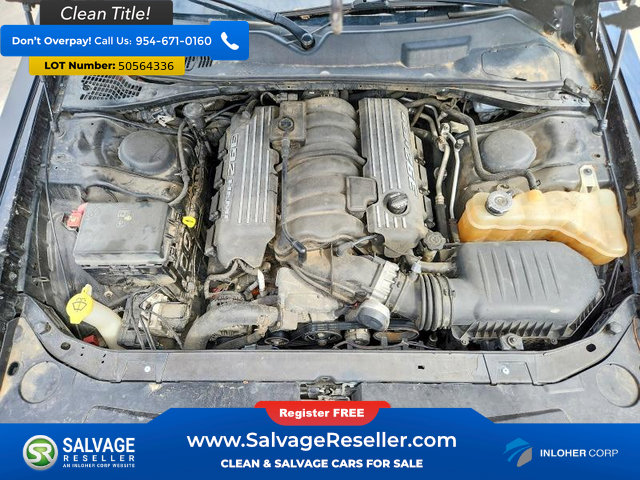 Used 2012 Dodge Challenger SRT8 RWD image 15