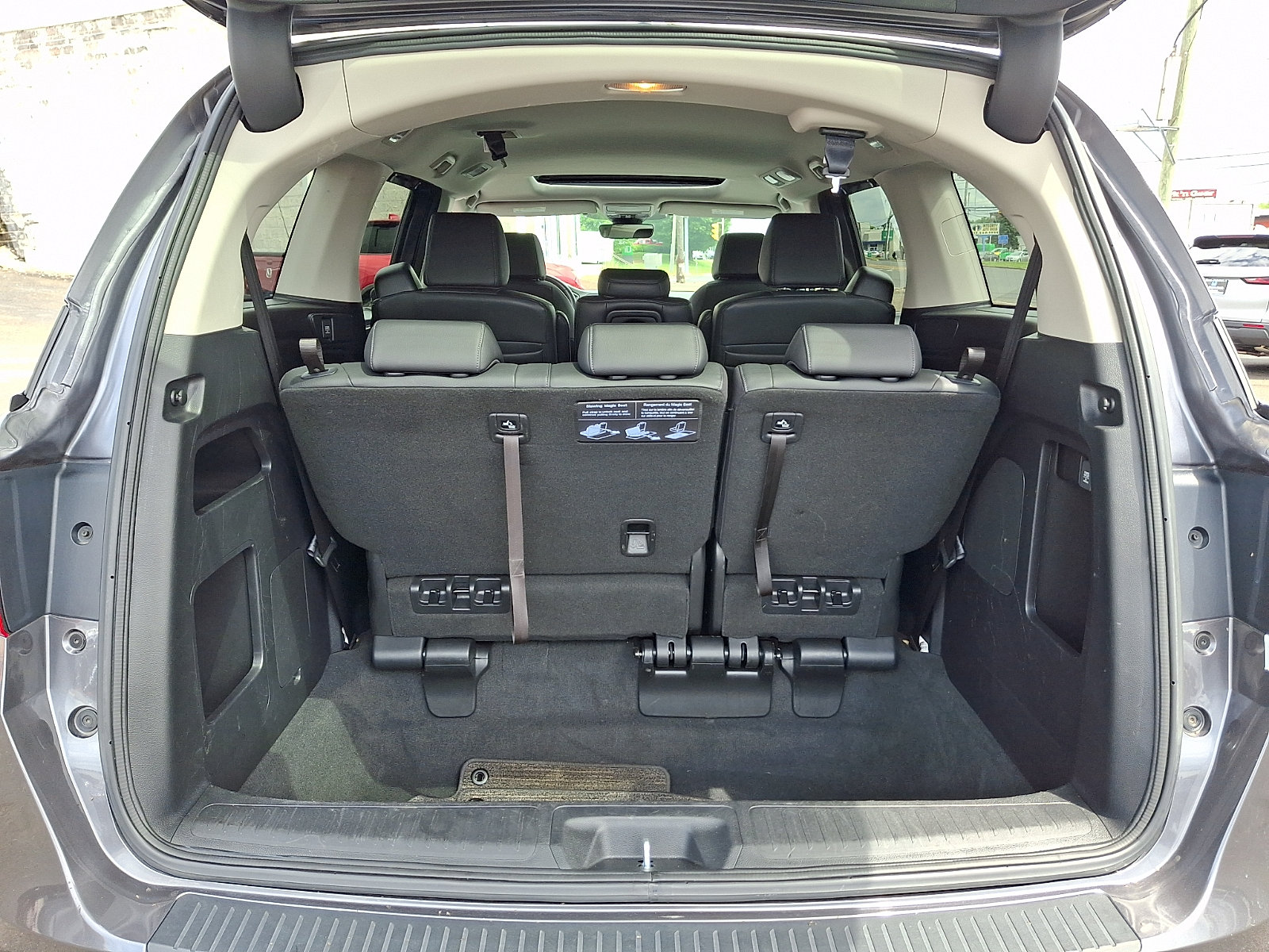 Used 2025 Honda Odyssey EX-L image 28