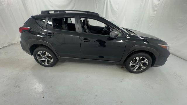 Used 2024 Subaru Crosstrek 2.0i Premium AWD/4WD image 2