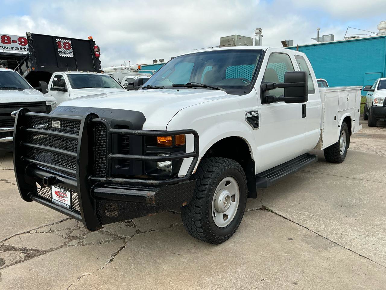 Used 2008 Ford F250 XL AWD/4WD image 2