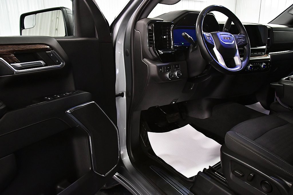 Used 2023 GMC Sierra 1500 Elevation image 18