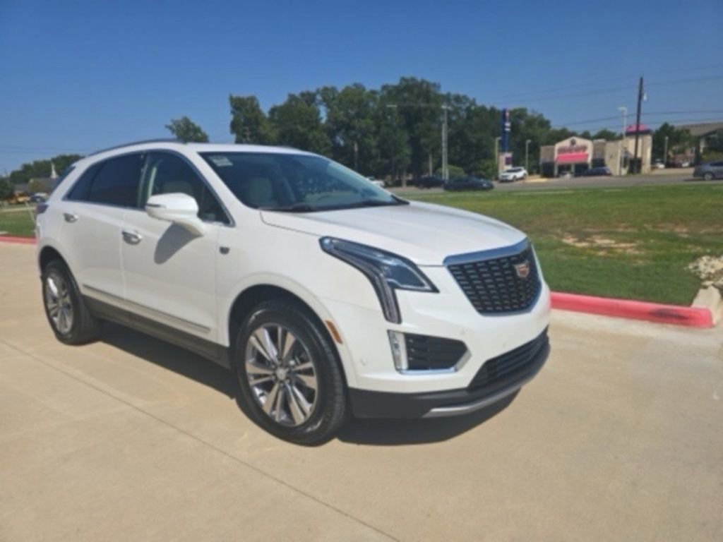 New 2026 Cadillac XT5 Premium Luxury w/ LPO, Floor Liner Package image 4