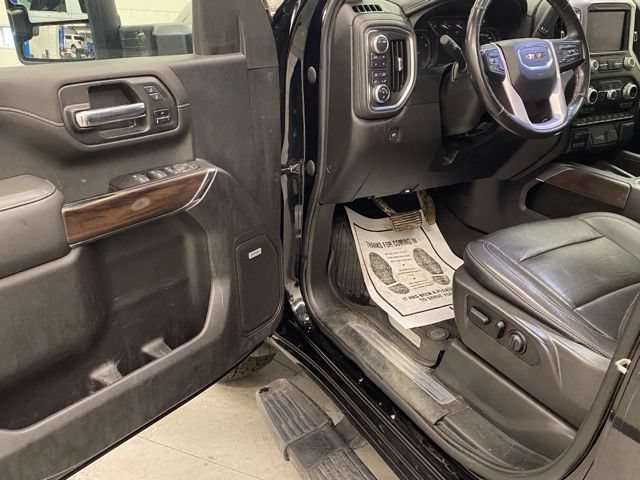Used 2022 GMC Sierra 3500 SLT w/ SLT Preferred Package AWD/4WD image 20