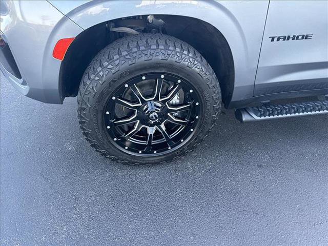 Used 2021 Chevrolet Tahoe Z71 w/ Rear Media and Nav Package image 12