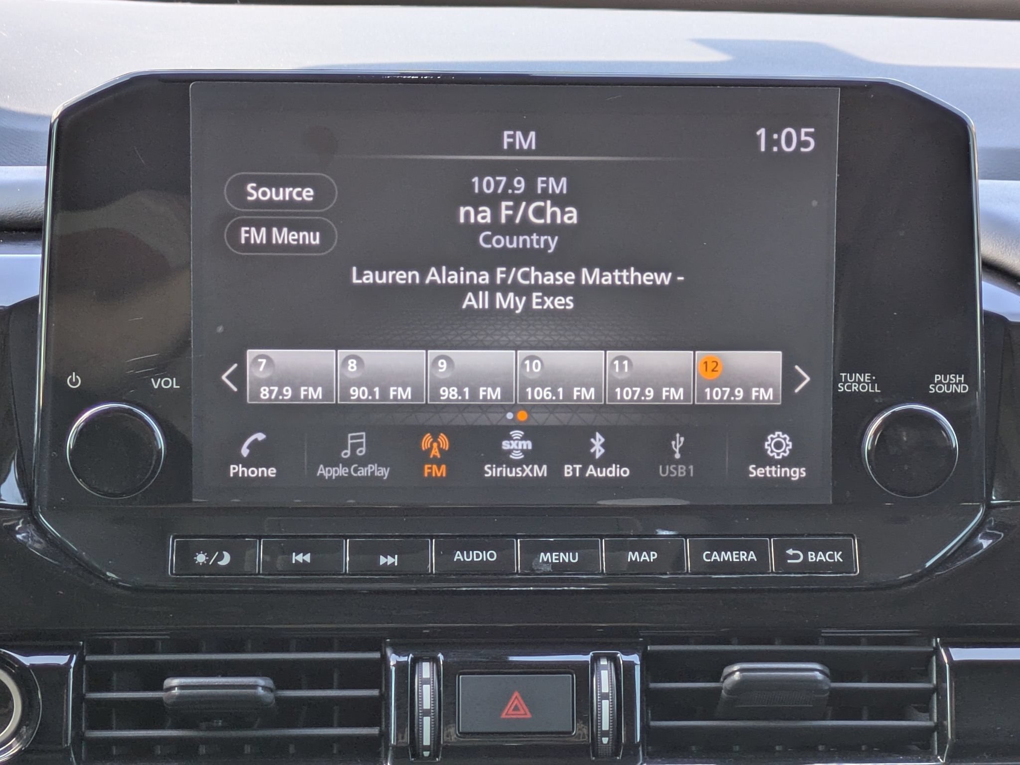 Used 2022 Nissan Pathfinder Platinum w/ Cargo Package FWD image 19