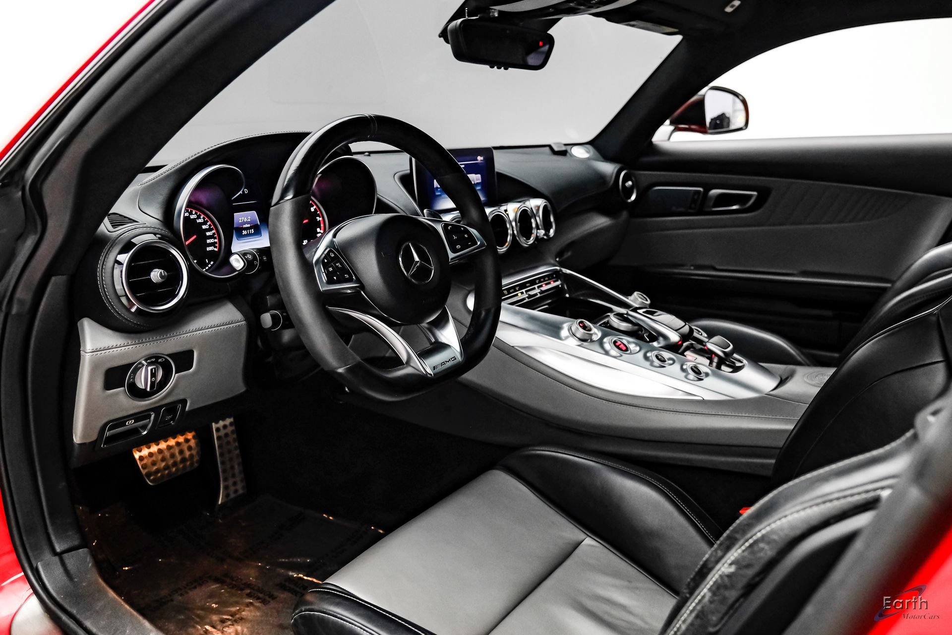 Used 2016 Mercedes-Benz AMG GT S image 2