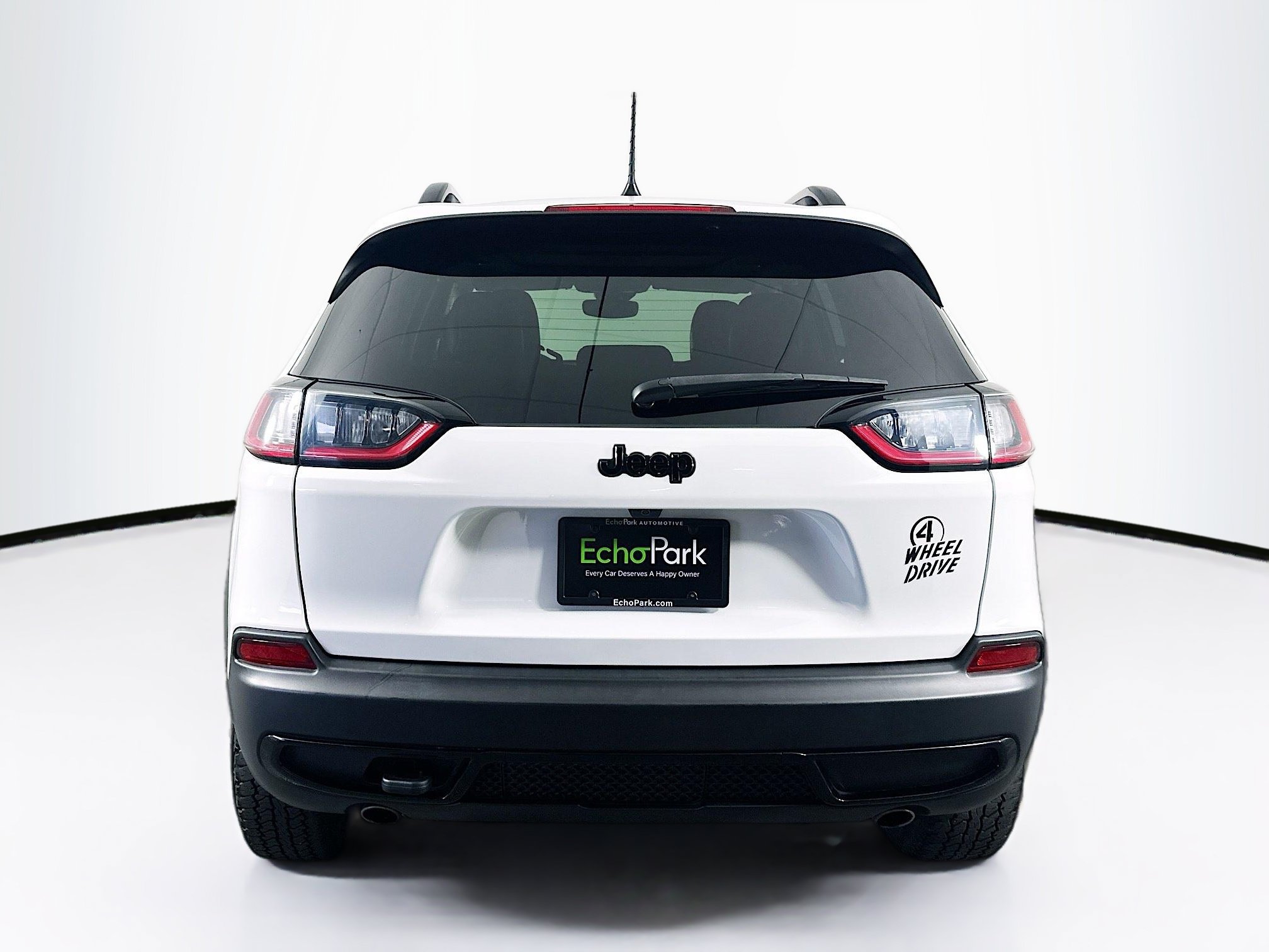 Used 2022 Jeep Cherokee Latitude w/ Sun & Sound Group AWD/4WD image 7