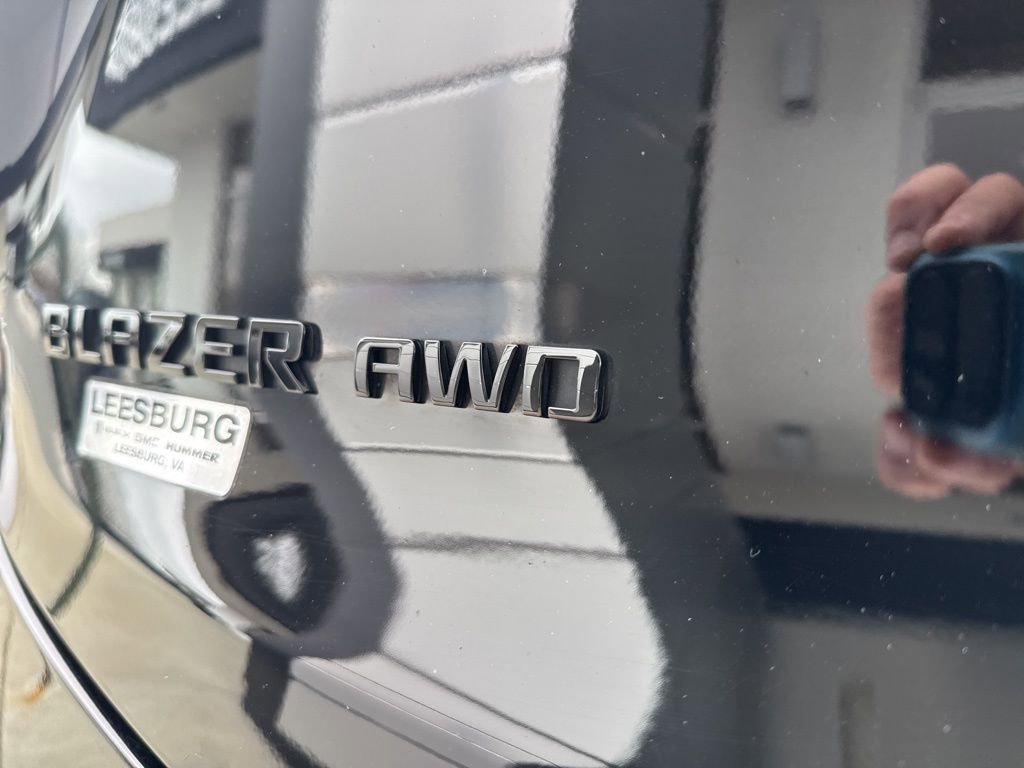 Used 2023 Chevrolet Blazer LT w/ Midnight/Sport Edition image 10