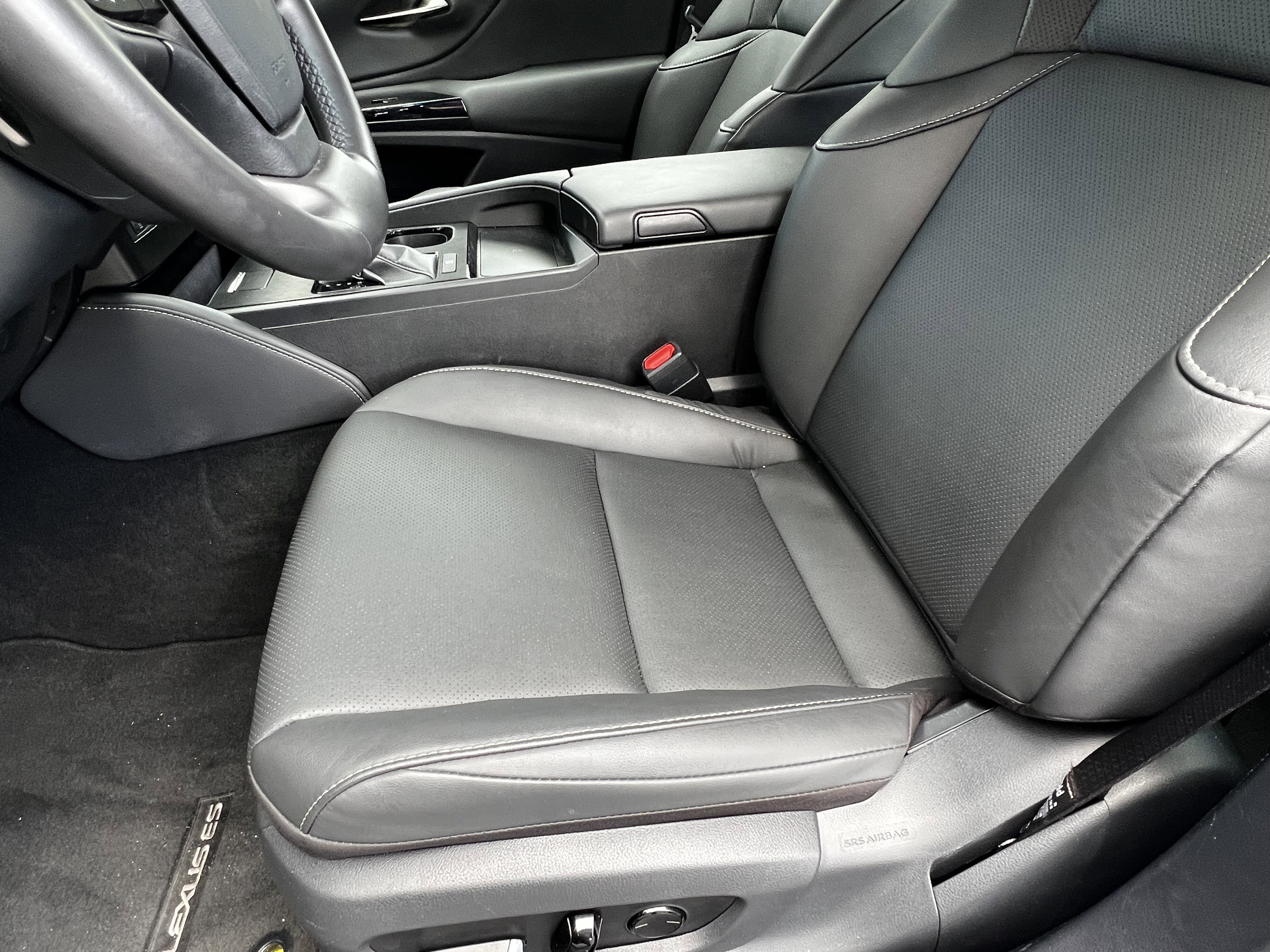 Certified 2025 Lexus ES 350 w/ Premium Package image 16