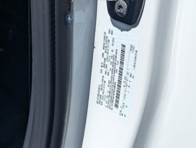 New 2026 Ford F250 XL w/ F-250 >10K GVWR Package image 14