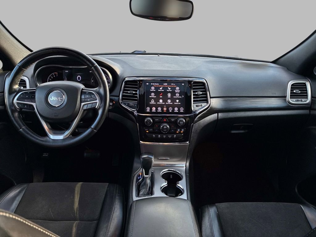 Certified 2022 Jeep Grand Cherokee Laredo X image 16