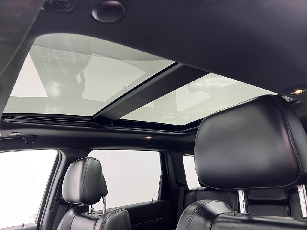 Used 2019 Jeep Grand Cherokee Limited w/ Luxury Group II image 12