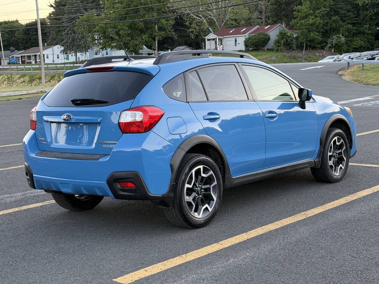 Used 2016 Subaru Crosstrek 2.0i Premium AWD/4WD image 5