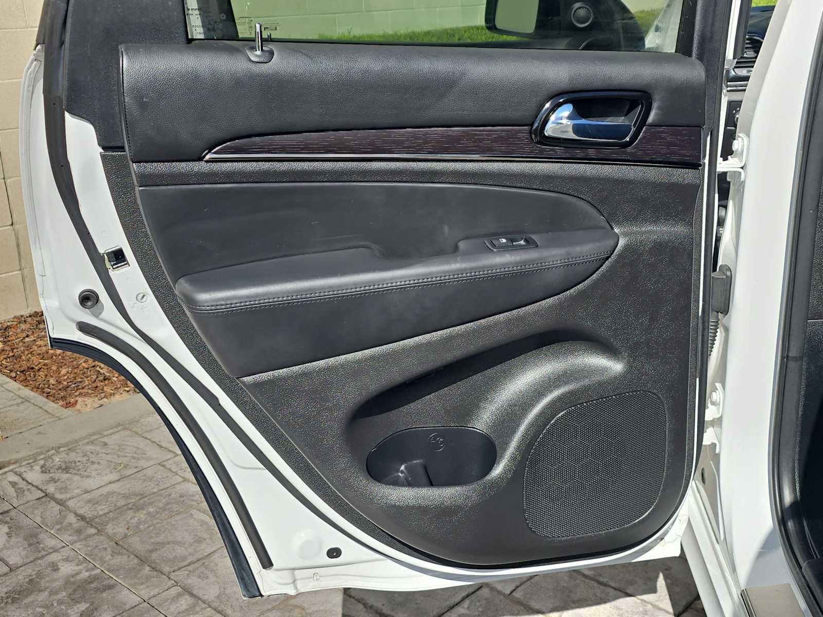 Used 2020 Jeep Grand Cherokee High Altitude image 11