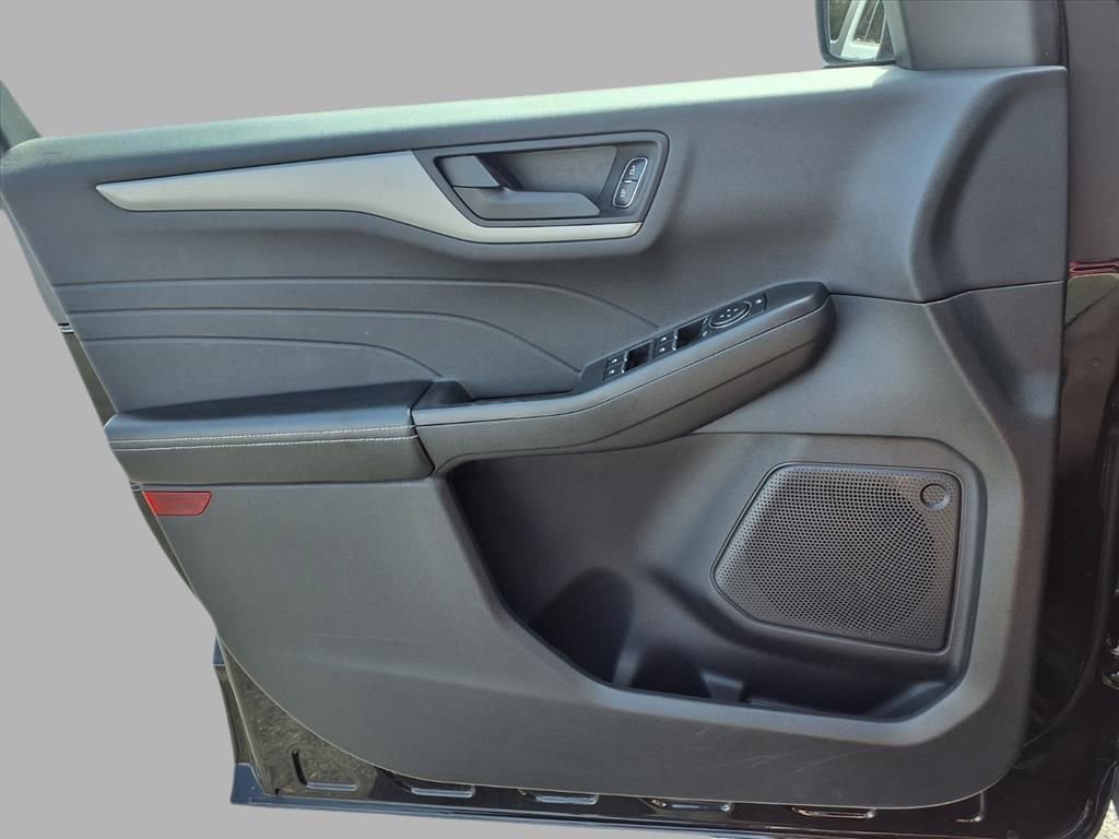 Used 2024 Ford Escape Active image 17