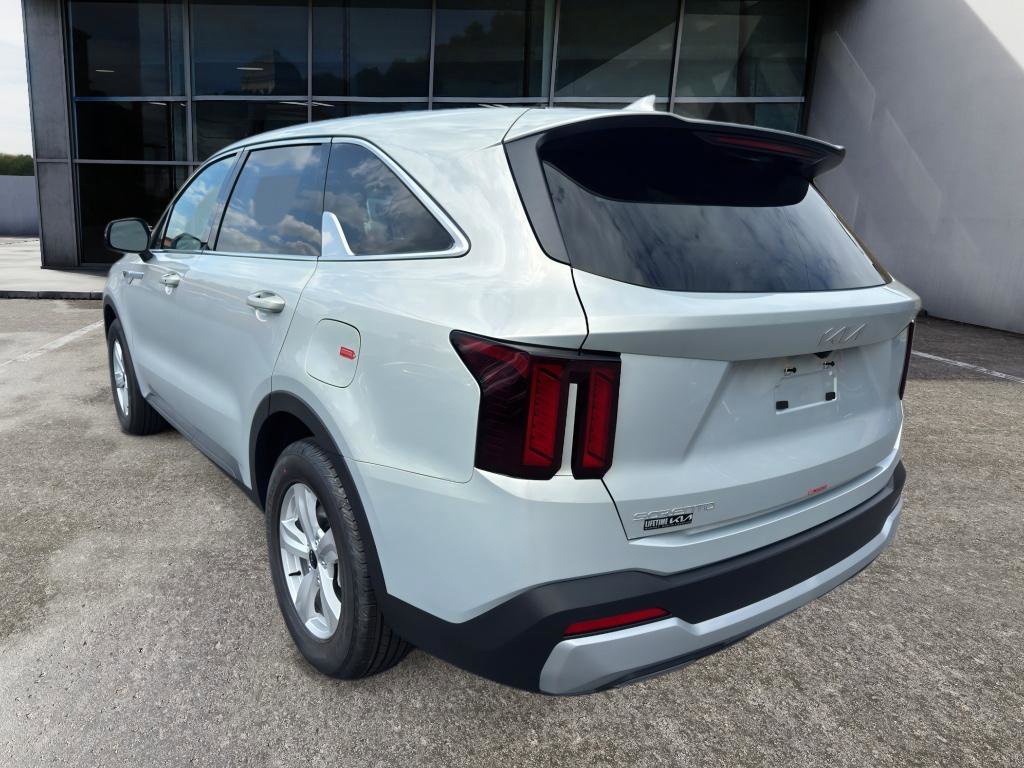 New 2026 Kia Sorento LX image 7