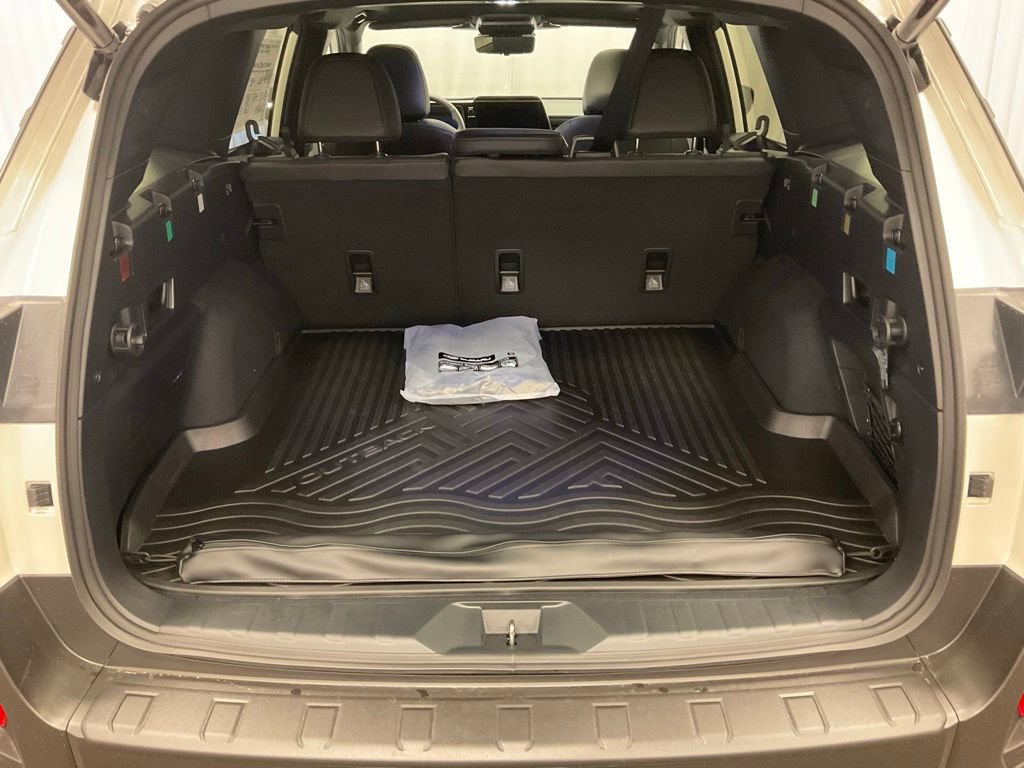 New 2026 Subaru Outback Touring AWD/4WD image 23