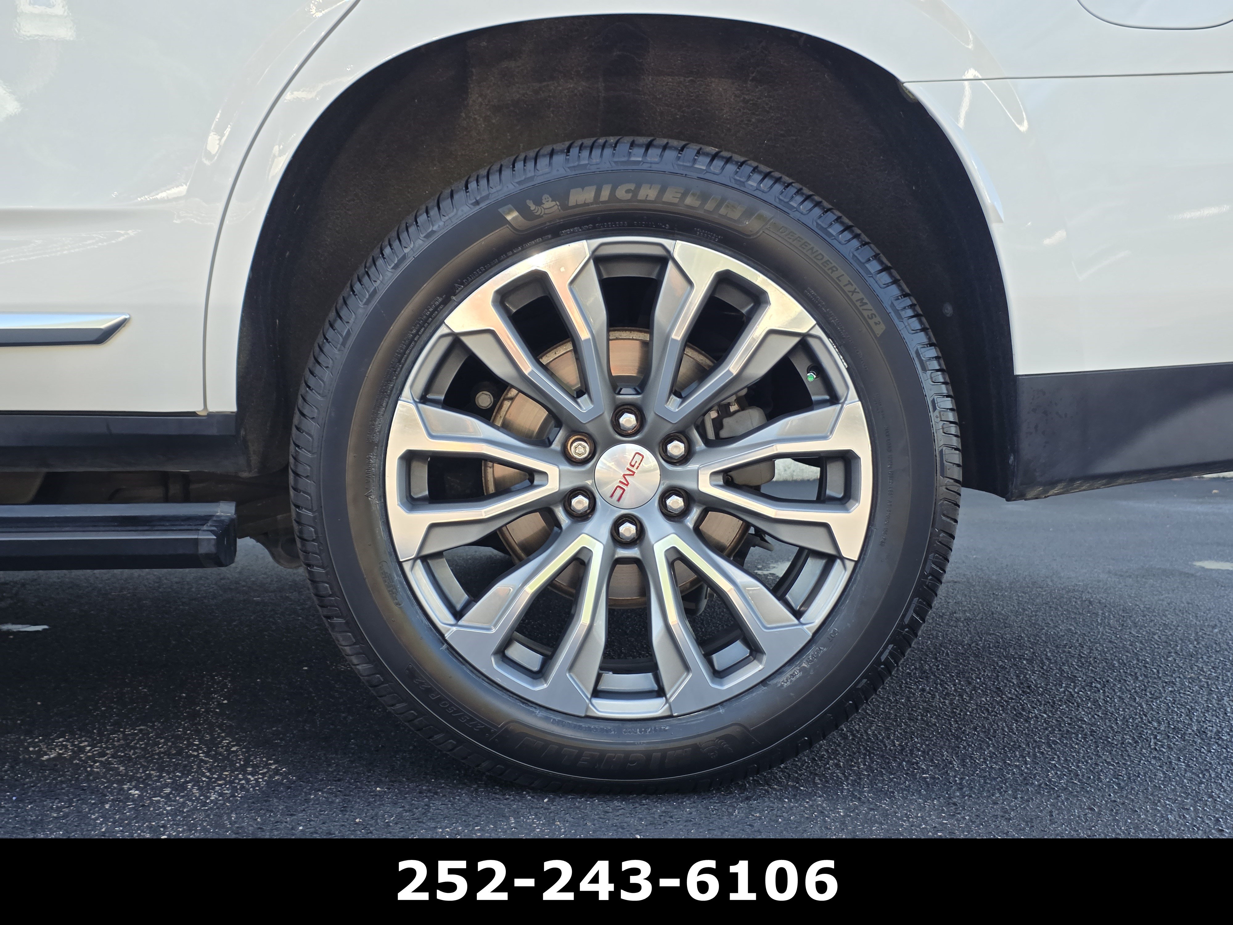 Used 2021 GMC Yukon Denali w/ Denali Premium Package AWD/4WD image 51