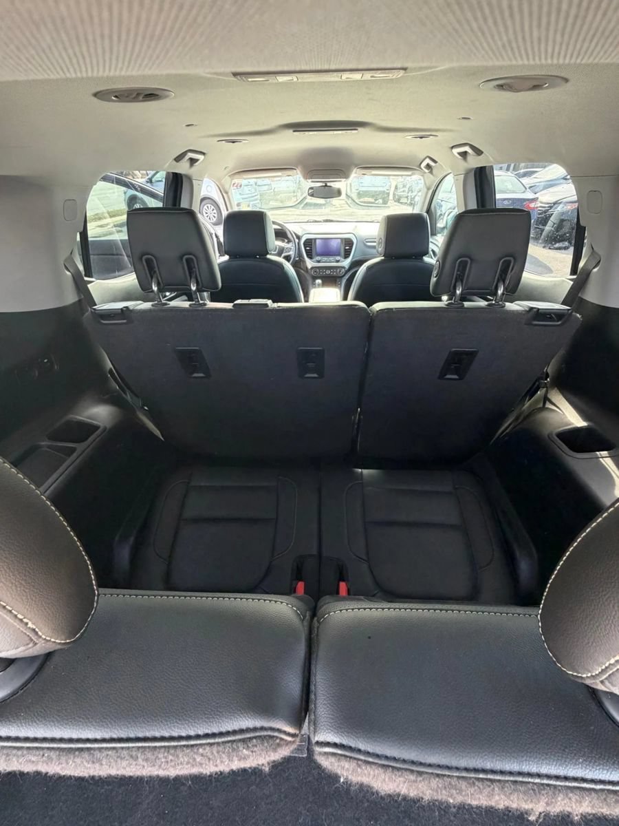 Used 2017 GMC Acadia SLT FWD image 17