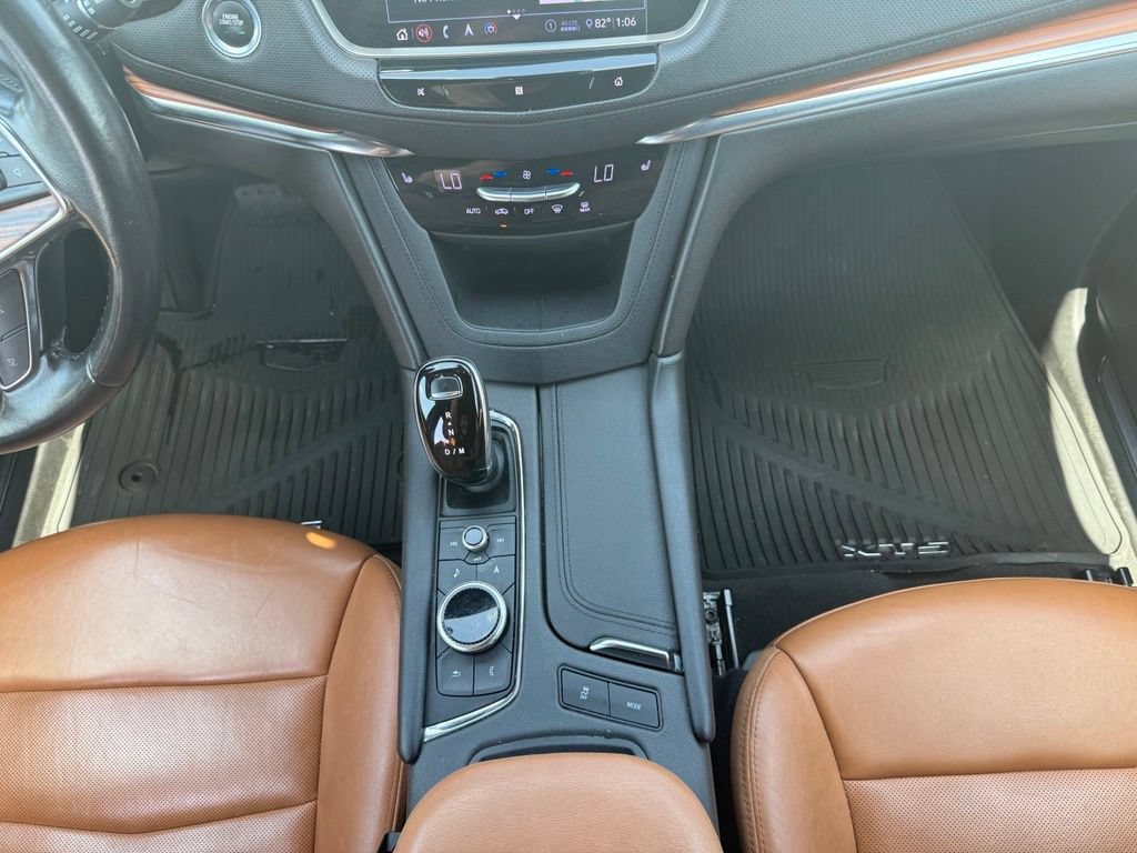 Used 2020 Cadillac XT5 Premium Luxury AWD/4WD image 26