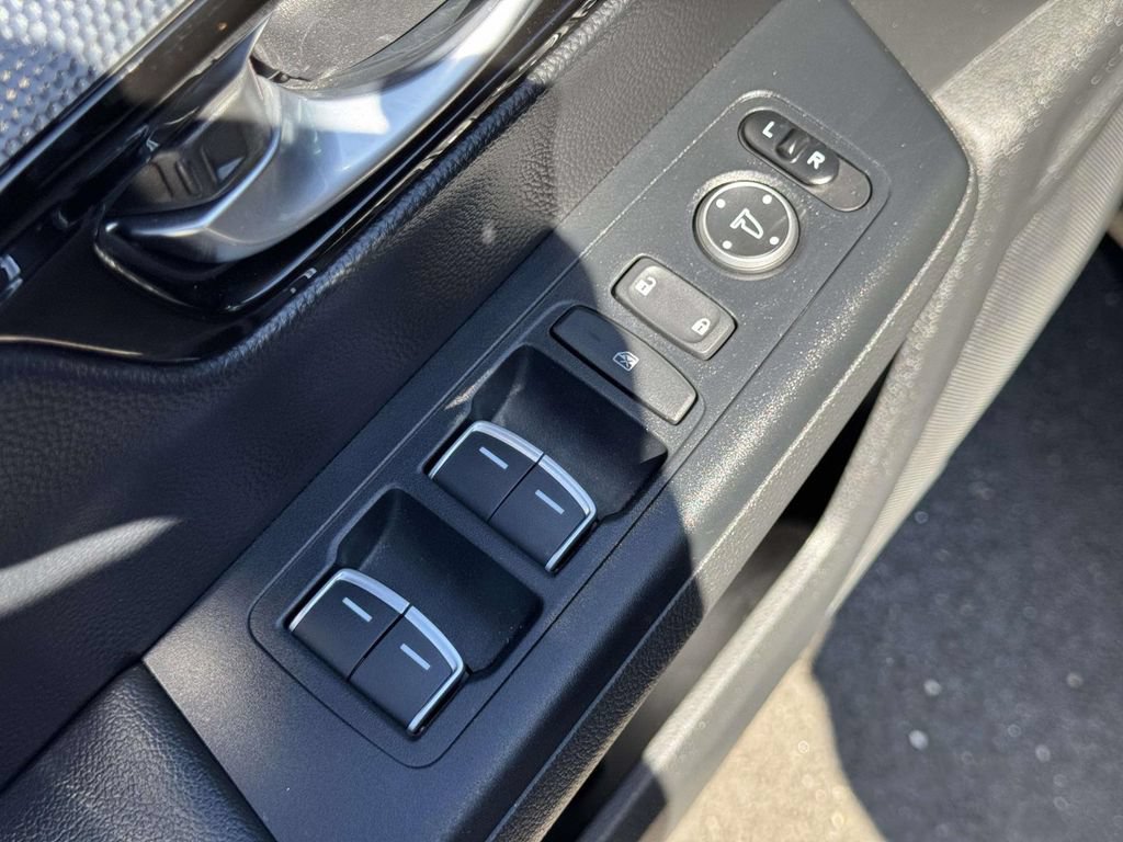 Used 2024 Honda CR-V EX-L image 16