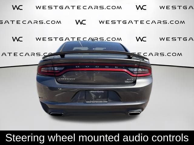 Used 2017 Dodge Charger SXT RWD image 5