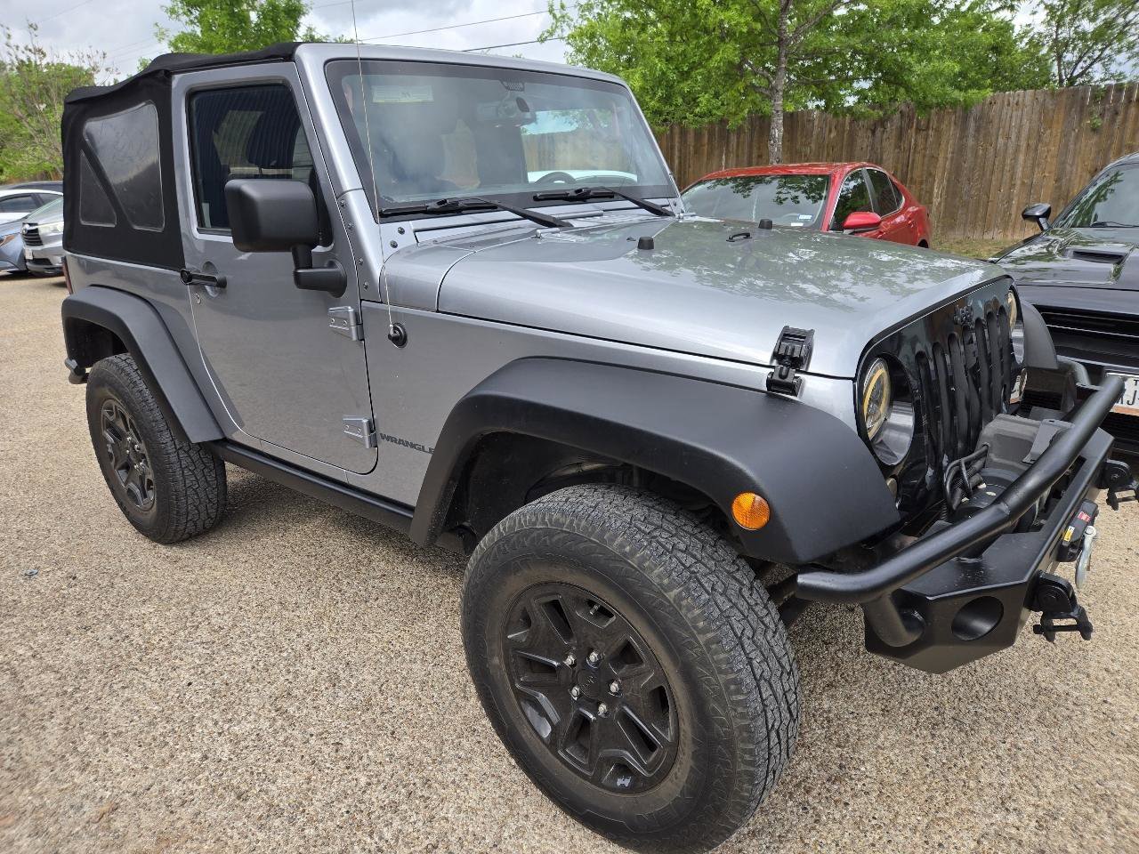 Used 2016 Jeep Wrangler Sport image 3