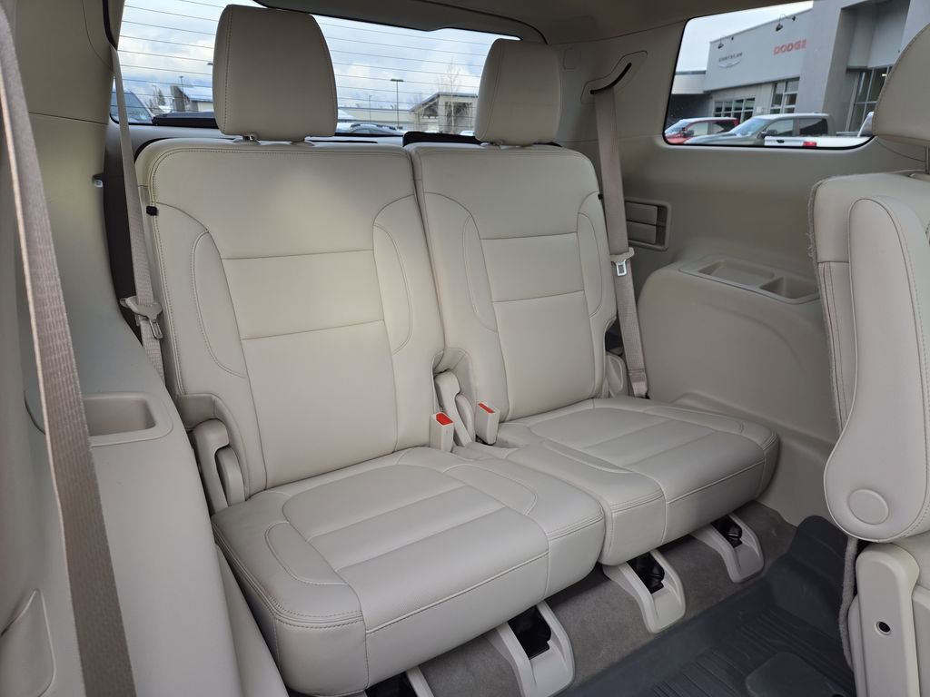 Used 2022 GMC Acadia Denali image 16