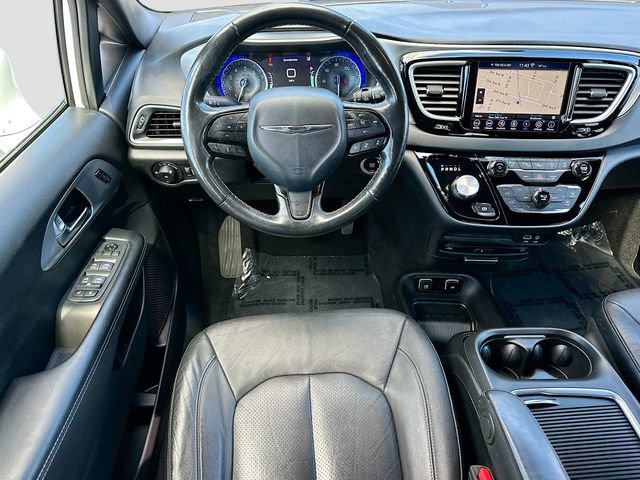 Used 2020 Chrysler Pacifica Touring-L Plus w/ Advanced Safetytec Group image 23
