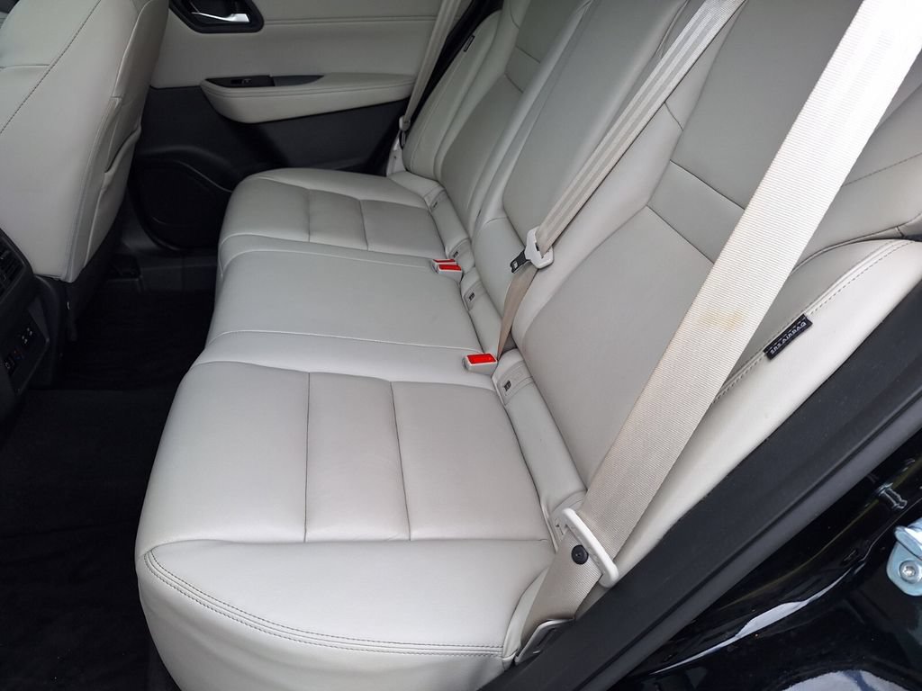 Used 2024 Nissan Rogue SL w/ SL Premium Package FWD image 25