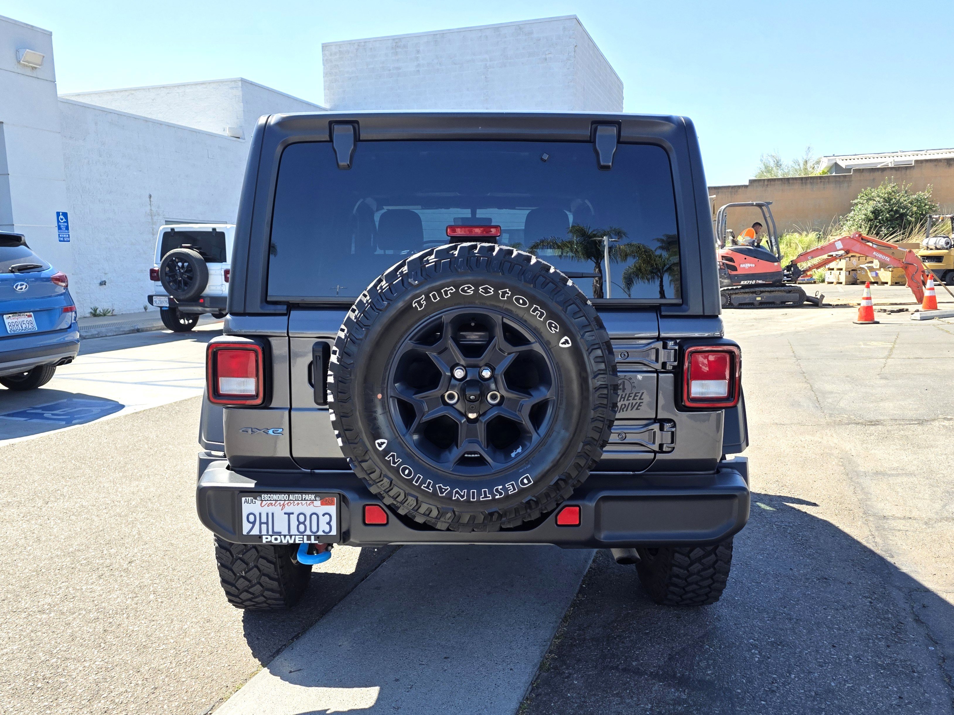 Certified 2023 Jeep Wrangler Unlimited w/ Cold Weather Group image 4