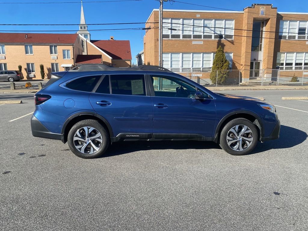 Used 2020 Subaru Outback Limited image 4