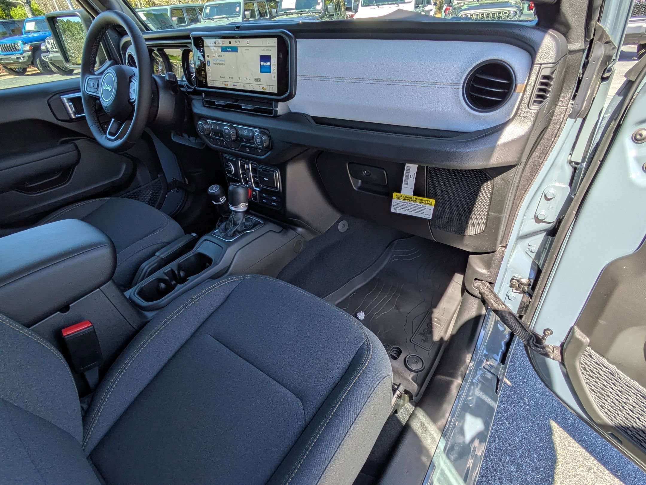 New 2026 Jeep Gladiator Sport AWD/4WD image 25