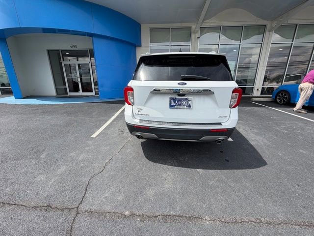 Used 2021 Ford Explorer Limited w/ Equipment Group 301A AWD/4WD image 7
