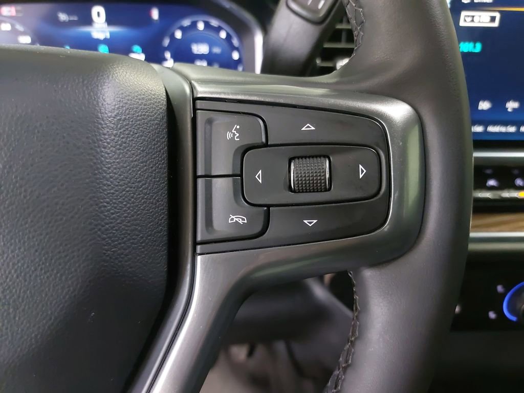 Used 2024 Chevrolet Silverado 1500 LT image 17