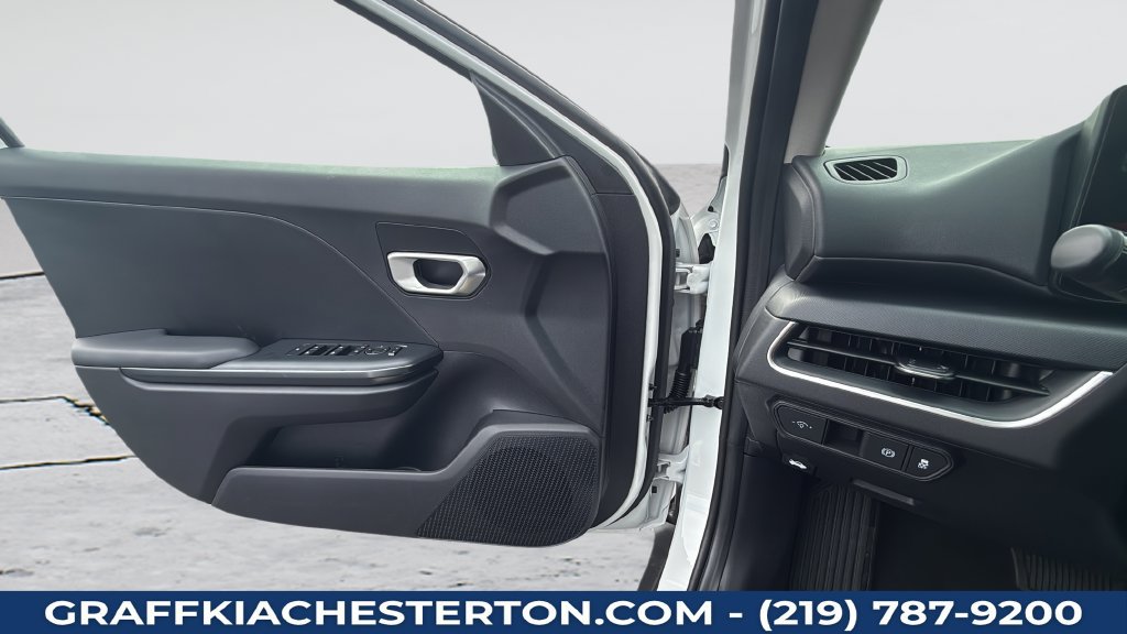 New 2026 Kia K4 FWD image 26