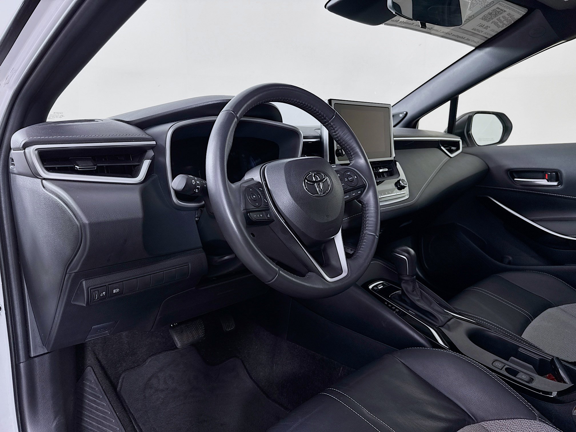 Certified 2024 Toyota Corolla XSE FWD image 9