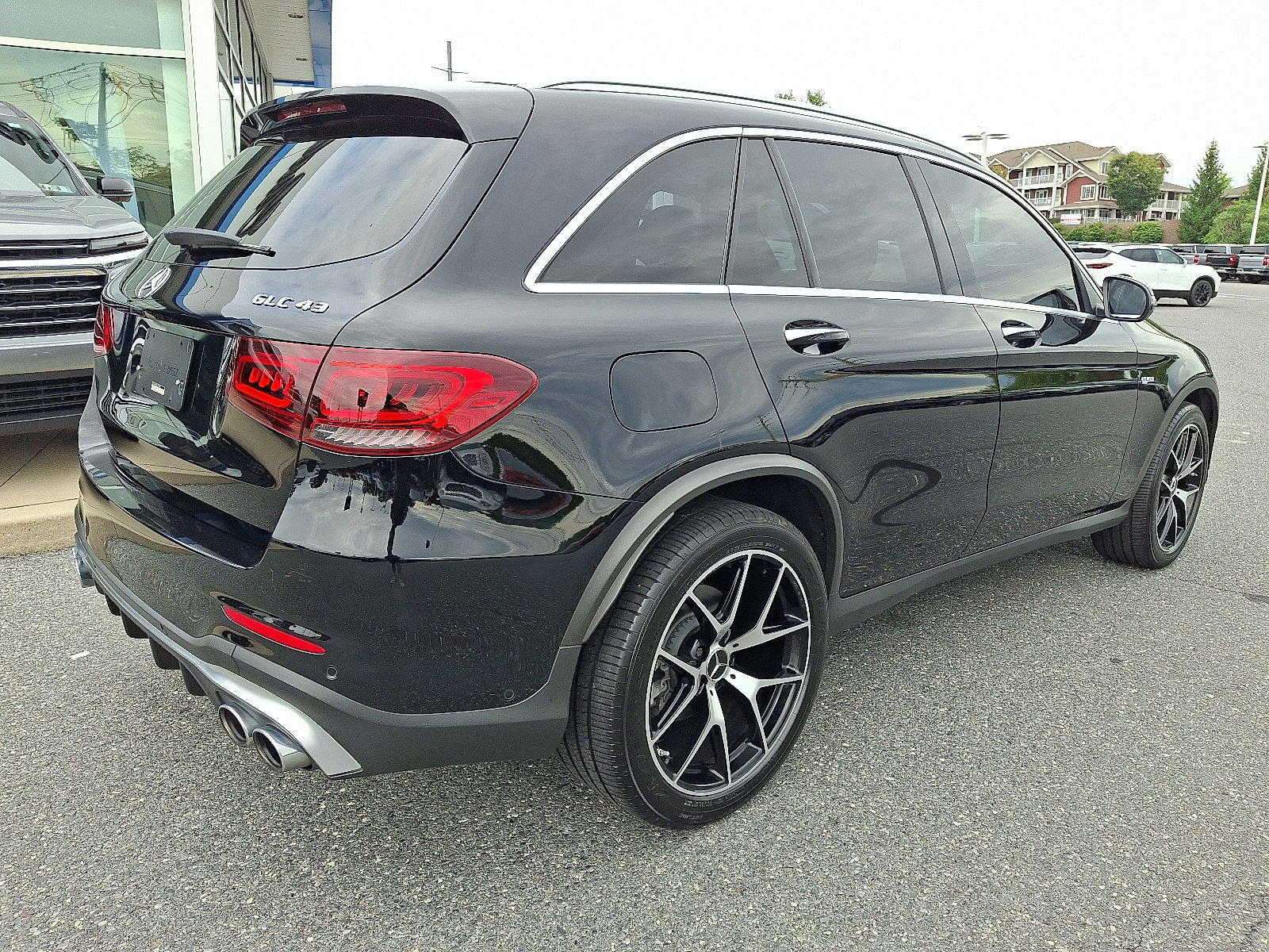Used 2022 Mercedes-Benz GLC 43 AMG 4MATIC w/ Multimedia Package Lite image 7