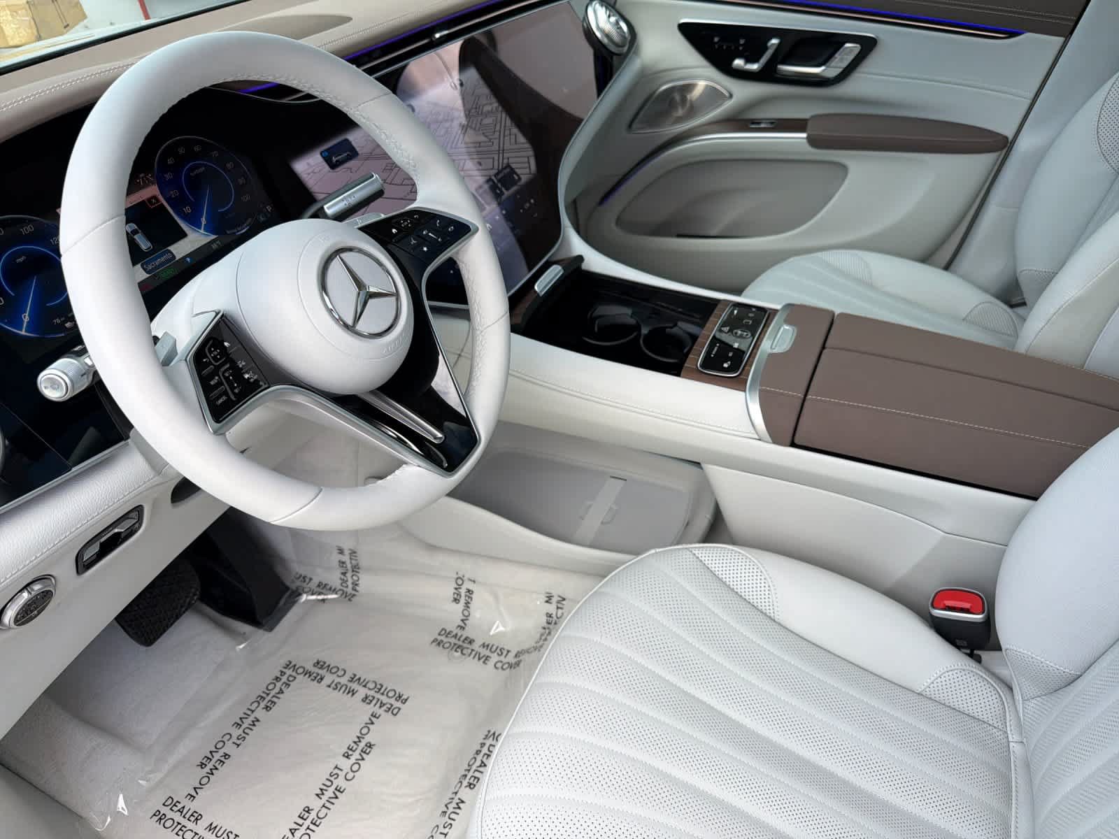 New 2027 Mercedes-Benz EQS 400 4MATIC SUV image 9